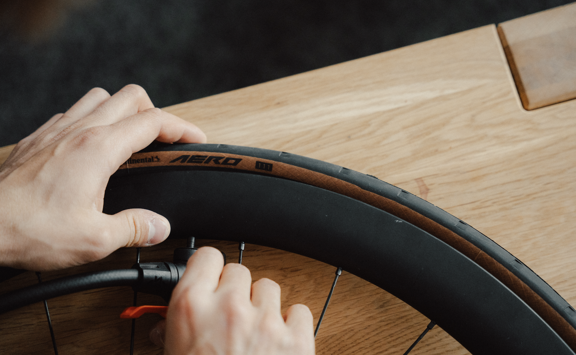 コンチネンタル AERO111 26c Continental unveils 2026 Tour de France