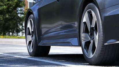 Fitted with Continental Tires: New Volvo EX60