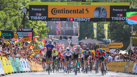 Center Stage: Continental in the Thick of the Action at the Tour de France as Sponsor and Equipment Supplier