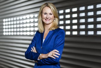 Dr. Ariane Reinhart