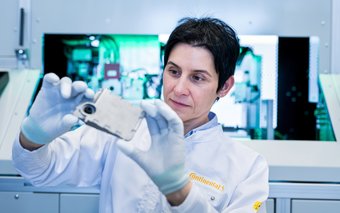 Asistenční systémy pro řidiče