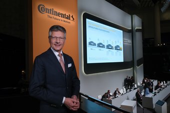 Dr. Elmar Degenhart