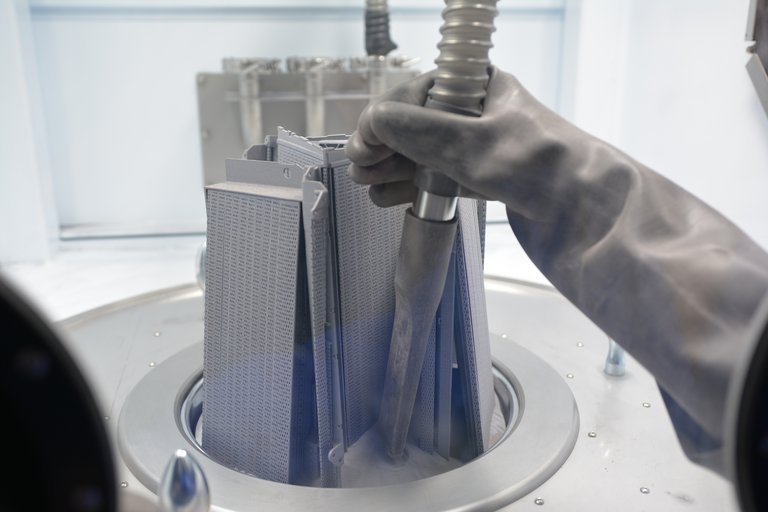 Continental_PP_Draht-Erodiermaschine