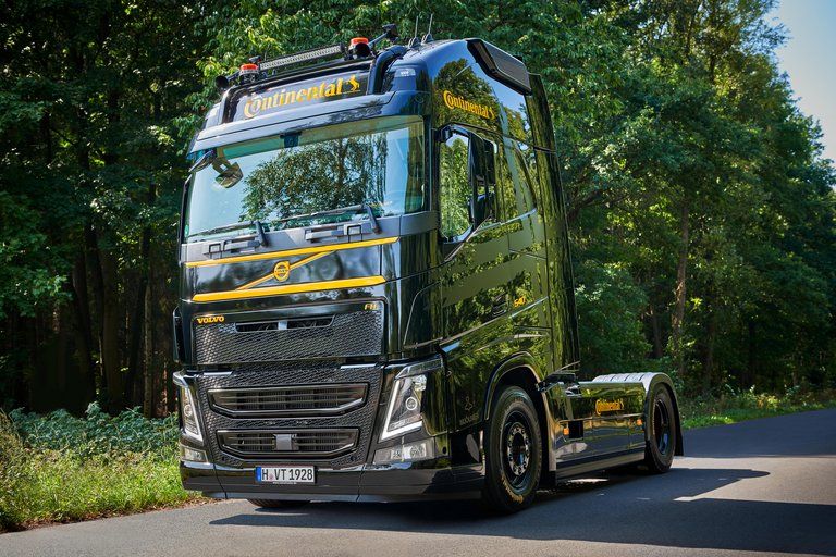 Volvo_Conti_Mjoelner