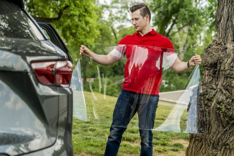 Continental To Sell Partition Panels for Cars Continental Corporation USA