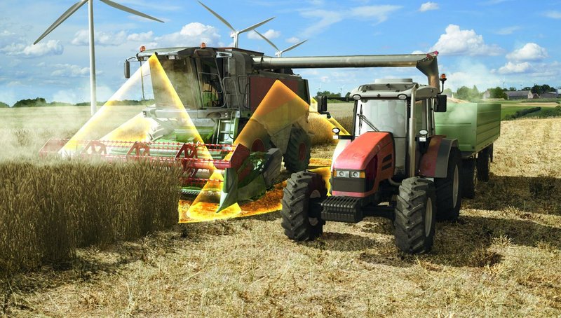 Continental_pp_Agritechnica_Harvester_Exterior