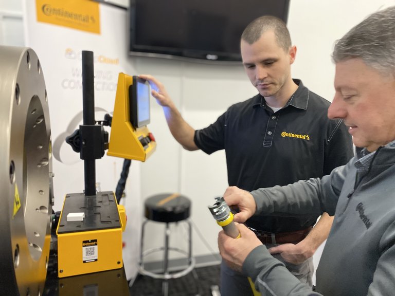 Continental demonstrates next generation hydraulic hose solutions at