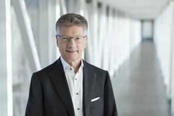 Dr. Elmar Degenhart