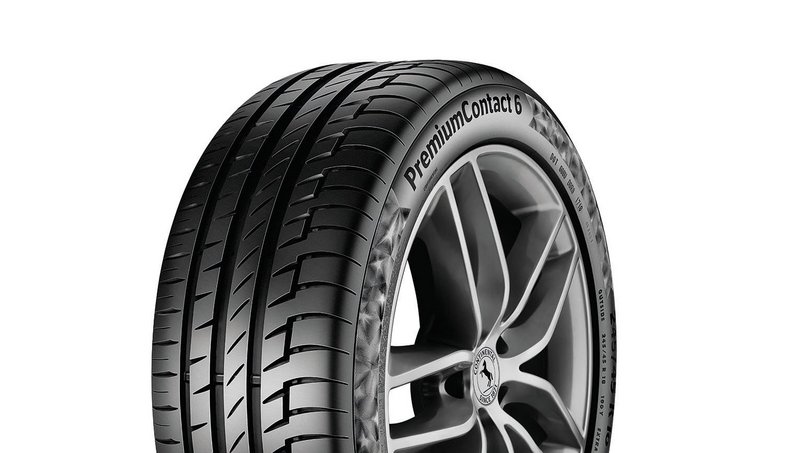 Jaguar Chooses Continental\'s PremiumContact its 6 AG Original Tires as Continental - for All-Electric Equipment I-PACE
