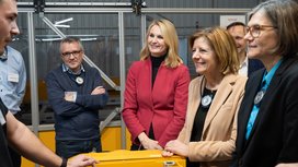 Ministerpräsidentin Dreyer besucht Continental-Weiterbildungsinstitut in Rheinböllen