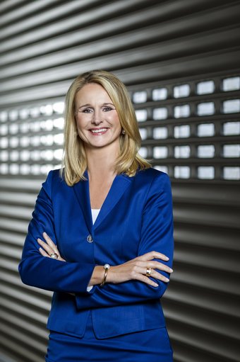 Dr. Ariane Reinhart