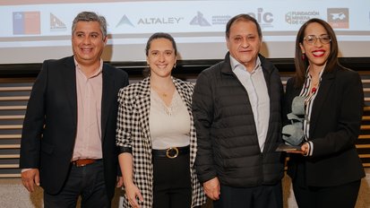 Continental Honored as Best Conveyor Belt Supplier for Third Consecutive Time and Achieves First-Time Recognition as Best Supplier of Belt Cleaners in Chile Continental Honored as Best Conveyor Belt Supplier for Third Consecutive Time and Achieves First-Time Recognition as Best Supplier of Belt Cleaners in Chile