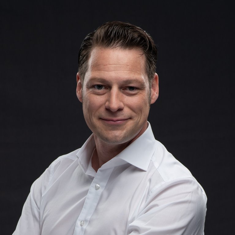 Dr. Dirk Abendroth